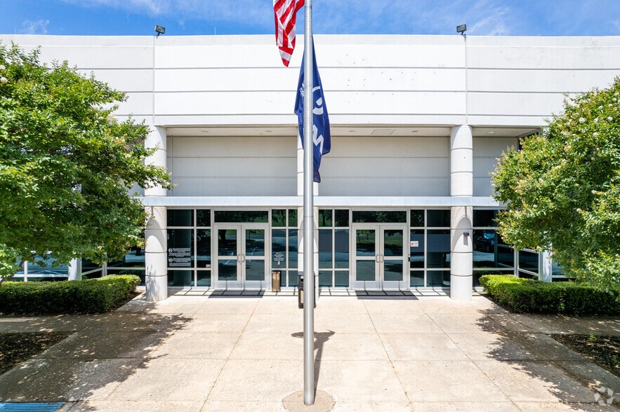 More Photos Of 1600 Eberhardt Rd, Temple Industrial For Lease