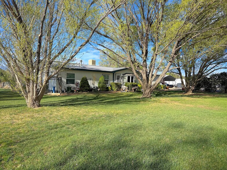 More Photos Of 5955 Sawmill Mesa Rd, Delta Specialty For Sale
