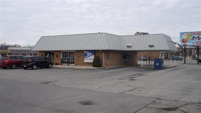 More Photos Of 4801 N Wheeling Ave, Muncie Freestanding For Sale