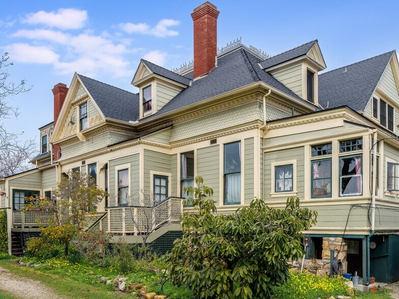 More Photos Of 687 Islay St, San Luis Obispo Apartments For Sale