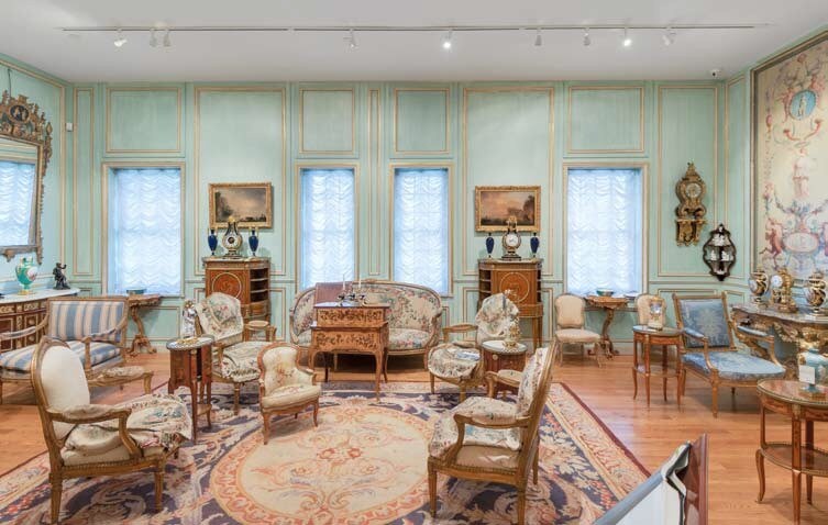 More Photos Of 53 E 77th St, New York Storefront Retail Office For Sale