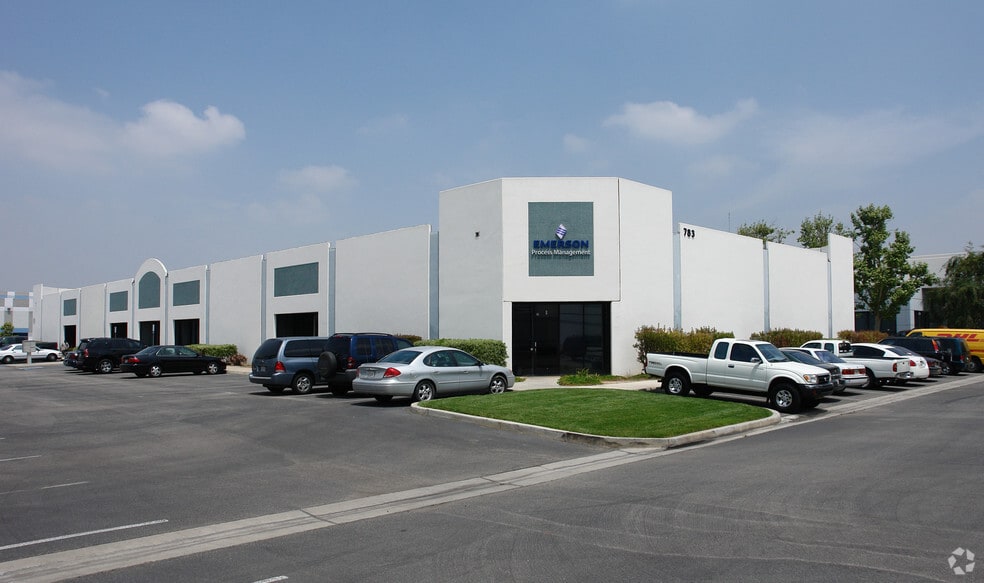 More Photos Of 783 Palmyrita Ave, Riverside Light Manufacturing For Lease