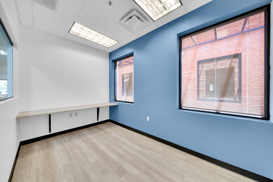 More Photos Of 4729 E Union Hills Dr, Phoenix Medical For Sale