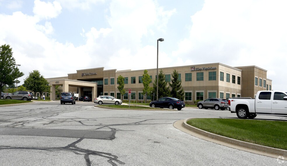 More Photos Of 4880 Century Plaza Rd, Indianapolis Medical For Lease