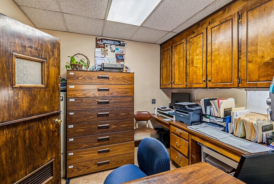 More Photos Of 201 S Weston St, Fountain Inn Office For Sale