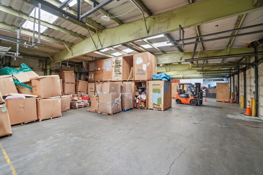 More Photos Of 3516 Wrightway Rd, Dayton Truck Terminal For Sale