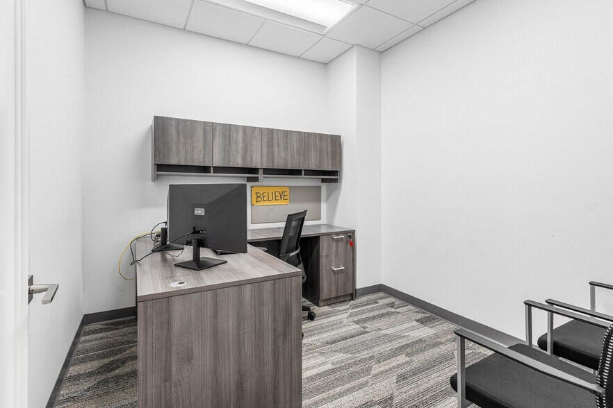 More Photos Of 226 Palm Ct, Delray Beach Medical For Sale