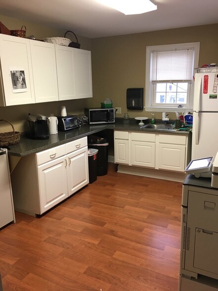 More Photos Of 616 E Cypress St, Kennett Square Medical For Sale