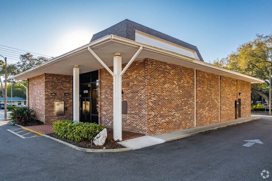 More Photos Of 13700 Park Blvd, Seminole Bank For Sale