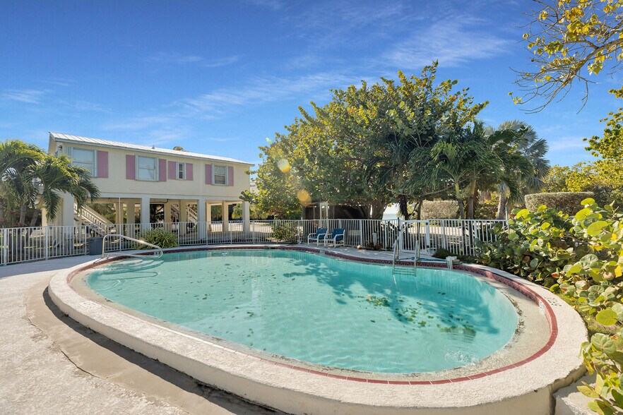 More Photos Of 62250 Overseas Hwy, Marathon Land For Sale