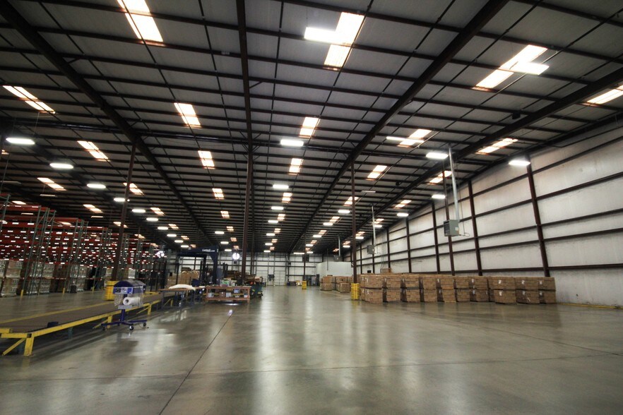 More Photos Of 2938 Brown Rd, Marshall Industrial For Sale