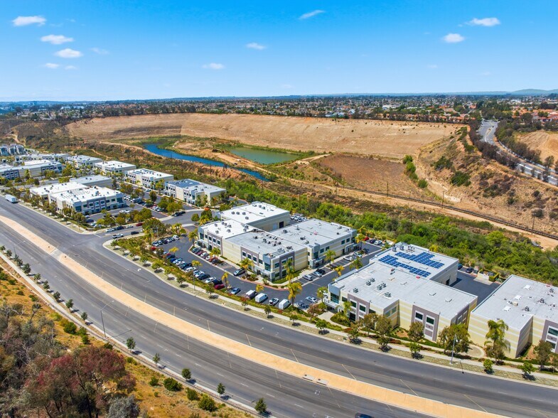 More Photos Of 8495 Redwood Creek Ln, San Diego Manufacturing For Sale