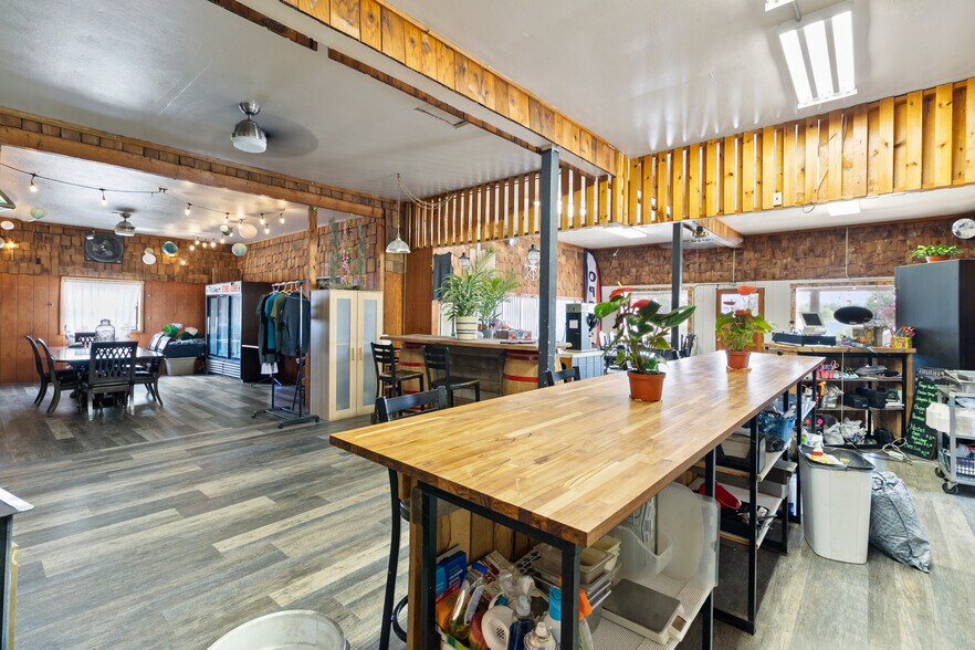 More Photos Of 5588 Highway 8, Deary General Retail For Sale