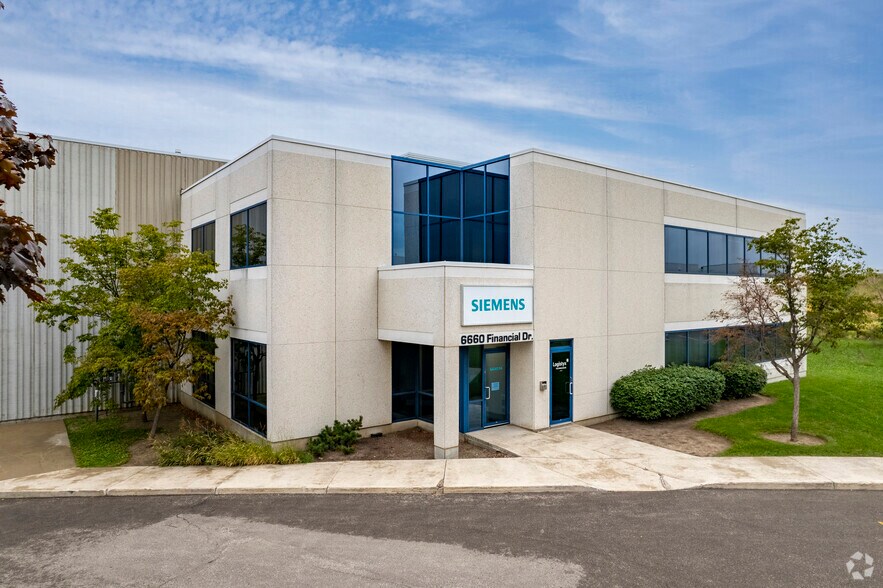 More Photos Of 6660 Financial Dr, Mississauga Warehouse For Lease