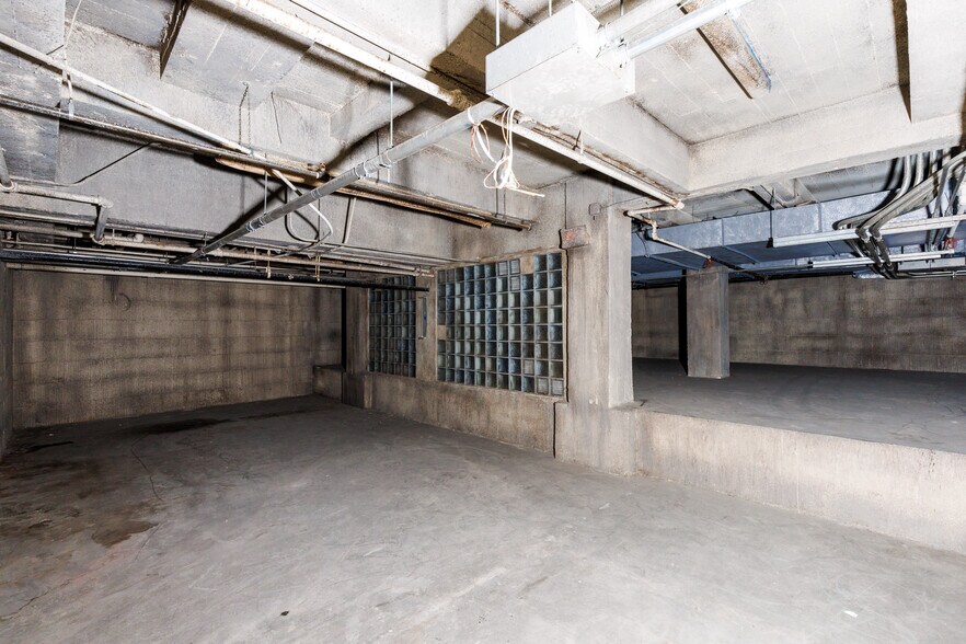 More Photos Of 417 S Hill St, Los Angeles Office For Sale