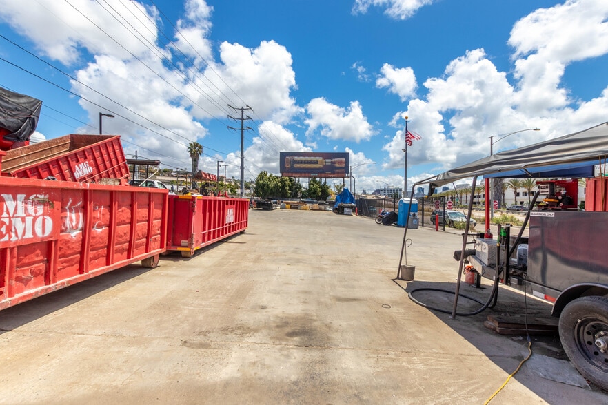 More Photos Of 3571 Pacific Hwy, San Diego Contractor Storage Yard For Lease