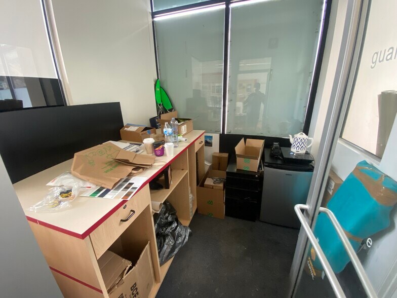 More Photos Of 1101 W Belmont Ave, Chicago Storefront Retail Residential For Lease