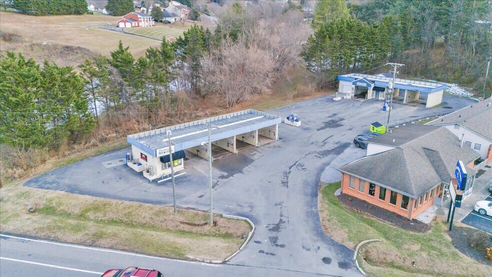 Primary Photo Of 870 Roanoke Rd, Daleville Carwash For Sale