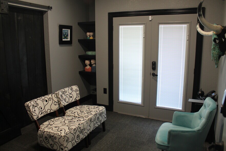 More Photos Of 3400 Hillcrest Dr, Waco Medical For Sale
