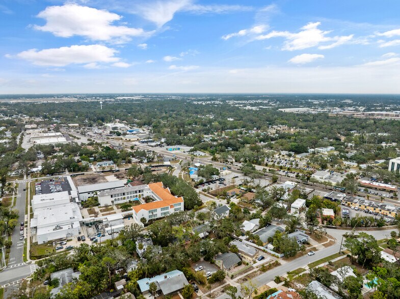 More Photos Of 974 Tennessee Ln, Sarasota Apartments For Sale