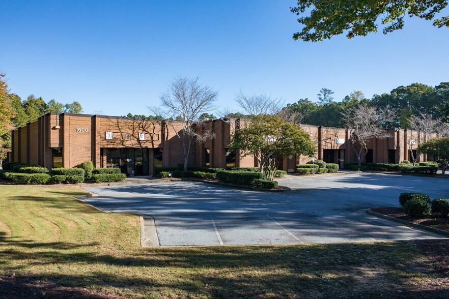 More Photos Of 1600 Wilson Way NW, Smyrna Warehouse For Lease