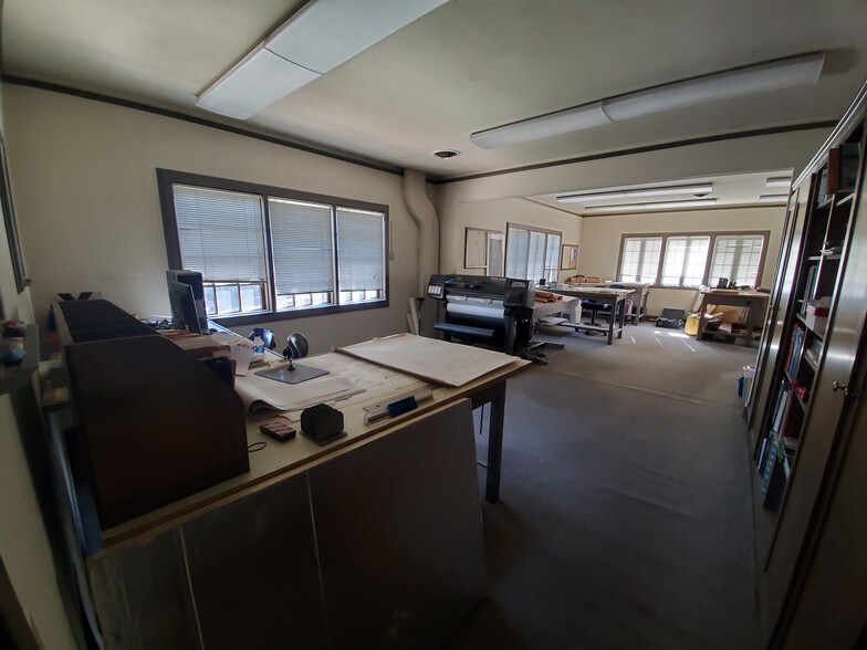 More Photos Of 430 2nd St, Yuba City Office For Sale