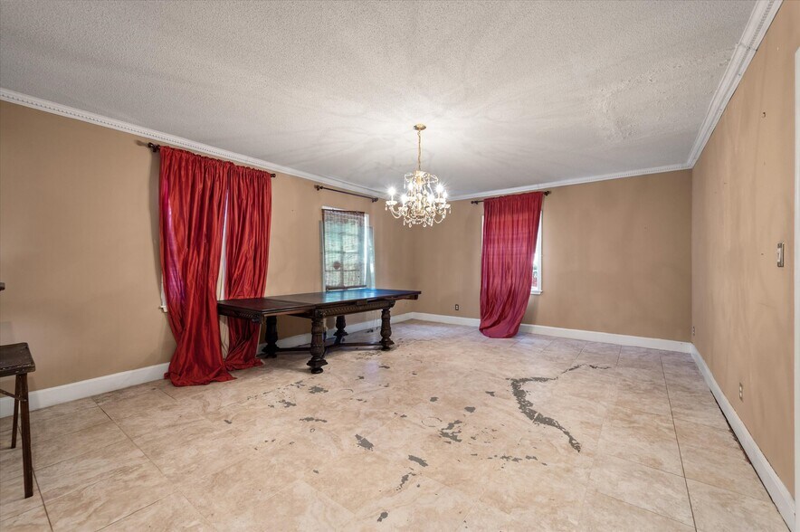 More Photos Of 565 Savannah Hwy, Charleston Office Residential For Sale