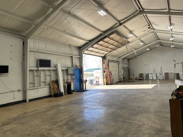 More Photos Of 1465 Cornell Rd, Howard Warehouse For Sale