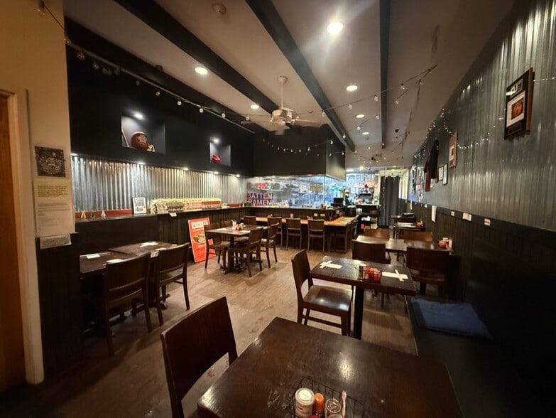 More Photos Of 243 Main St, Fort Lee Storefront For Lease