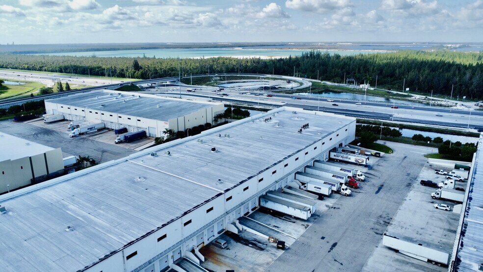 More Photos Of 11411 NW 107 St, Miami Warehouse For Lease