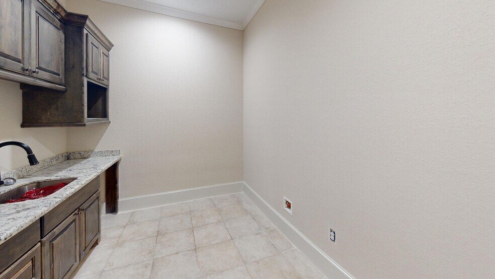 More Photos Of 11023 Northpointe Blvd, Tomball Medical For Sale