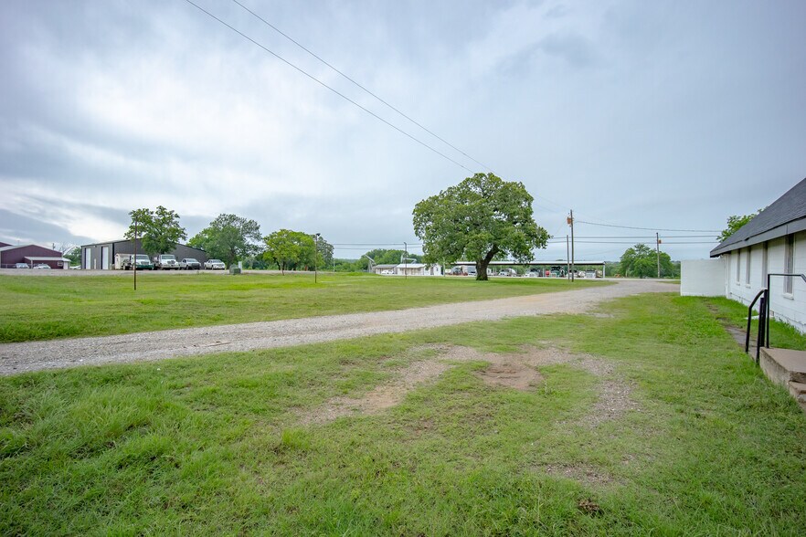 More Photos Of 605 Main st, Velma Religious Facility For Sale