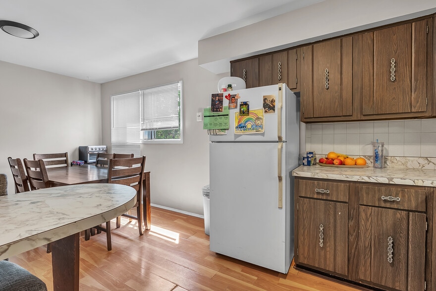 More Photos Of 9201 Kennedy Ave, Highland Apartments For Sale