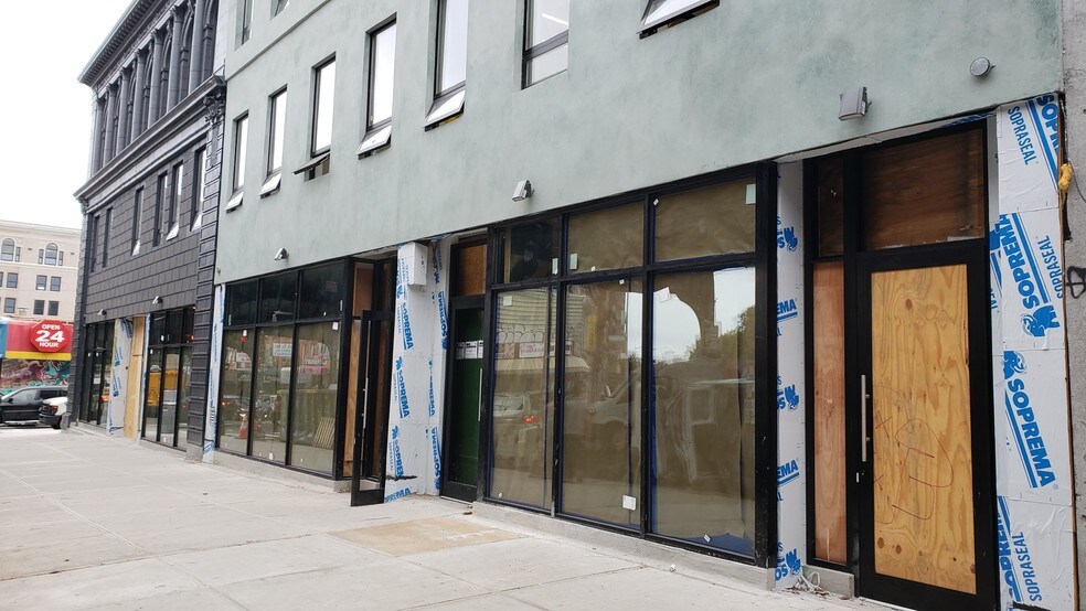More Photos Of 839 Broadway, Brooklyn Freestanding For Lease