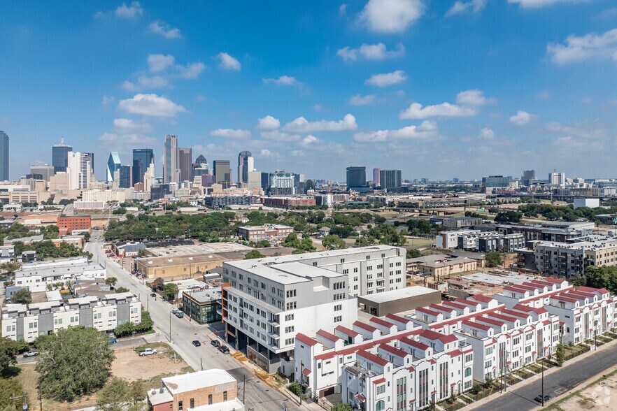 More Photos Of 1900 S Ervay St, Dallas Apartments For Lease