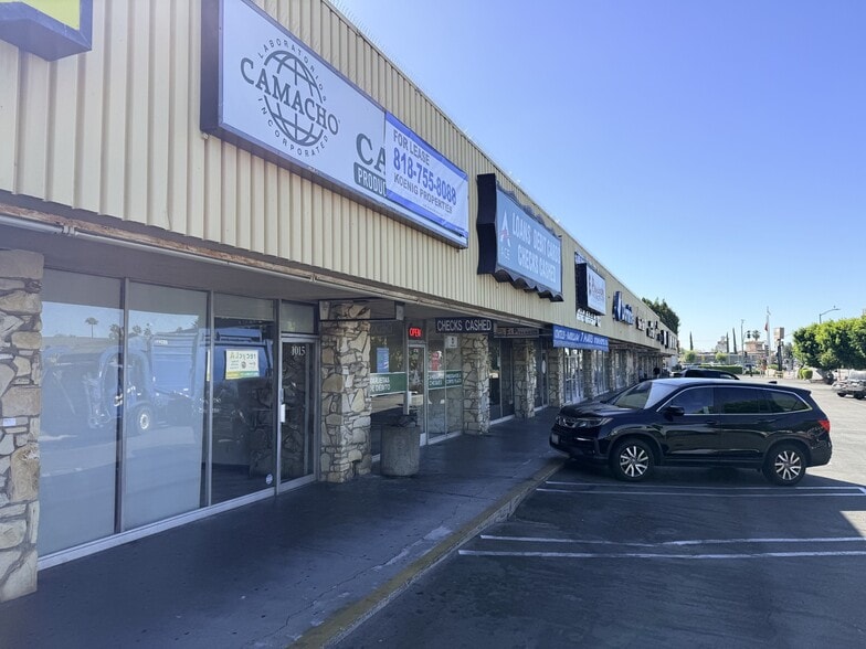 More Photos Of 901-1039 Truman St, San Fernando Unknown For Lease