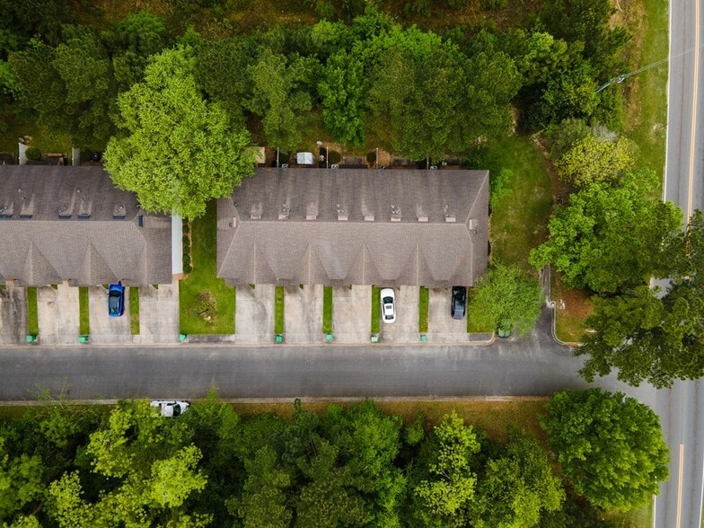 More Photos Of 3400 N Barack Obama Blvd, Valdosta Apartments For Sale