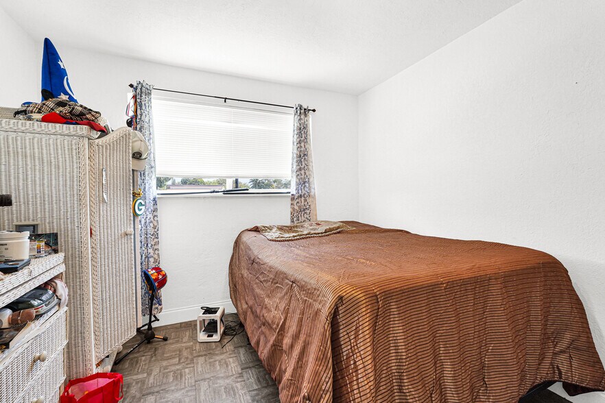 More Photos Of 3066 NW 92nd St & 9164-9174 NW 30 ct, Miami Manufactured Housing Mobile Home Park For Sale