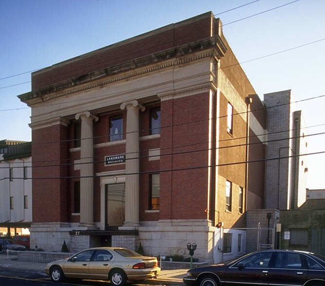 Primary Photo Of 27 Warren St, Hackensack Office For Lease