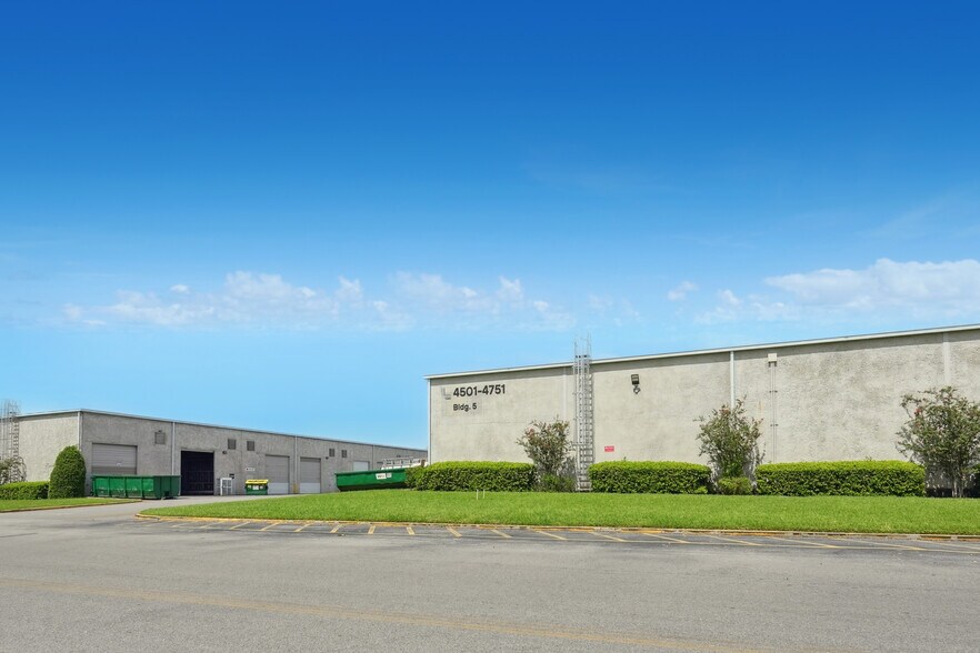 More Photos Of 4501-4751 Transport Dr, Tampa Unknown For Lease