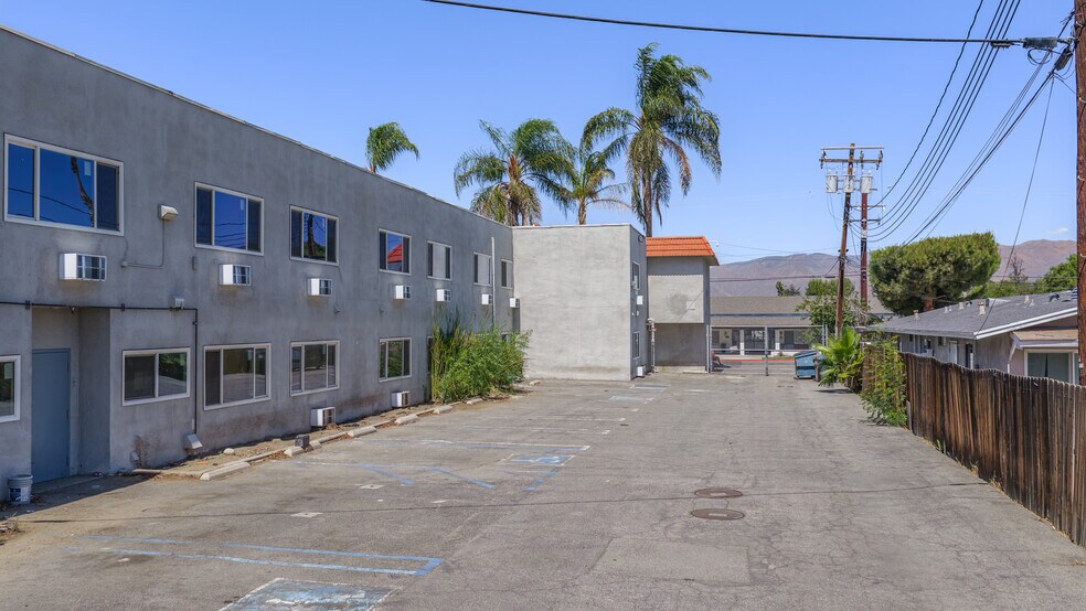 More Photos Of 1353 E Devonshire Ave, Hemet Assisted Living For Sale