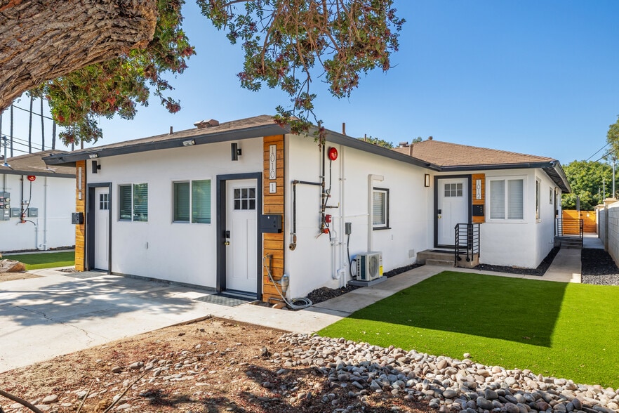 Primary Photo Of 1012-20 15th St, San Diego Apartments For Sale