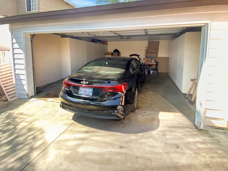 More Photos Of 8118 Alameda St, Downey Apartments For Sale