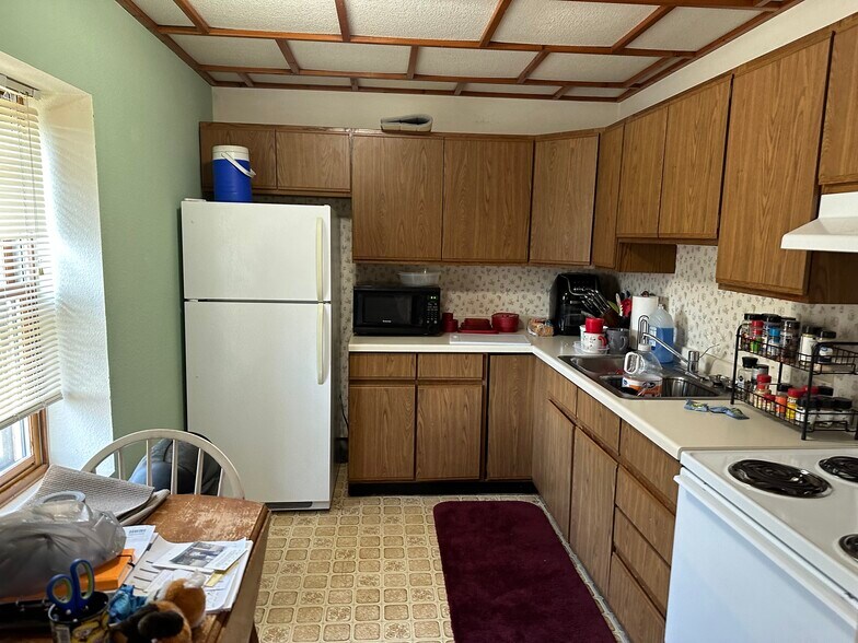 More Photos Of 132 S Main St, Stockton Apartments For Sale