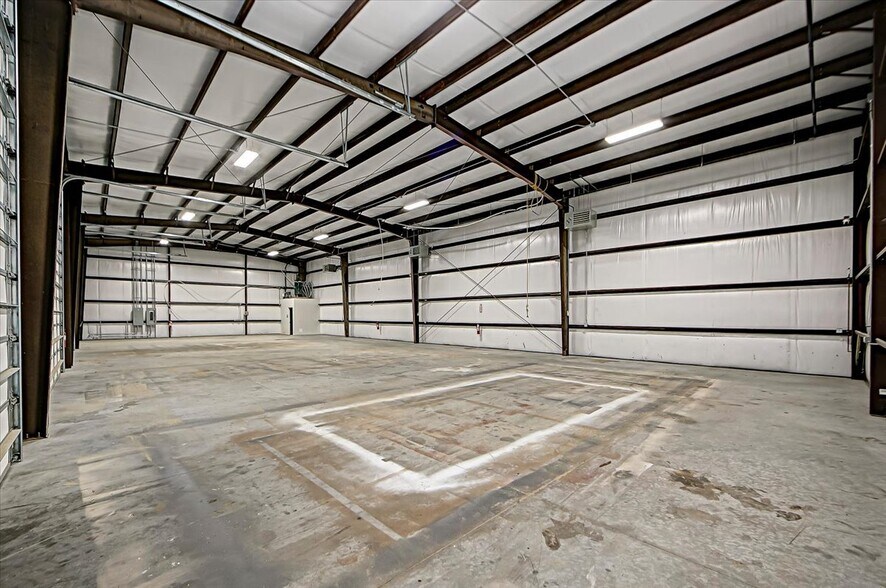 More Photos Of 516 S Cold Water Ln, Dewey Industrial For Sale