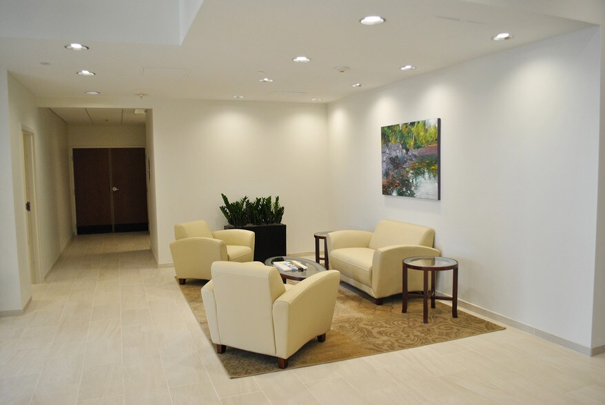 More Photos Of 6120 S Gilmore Rd, Fairfield Office For Lease