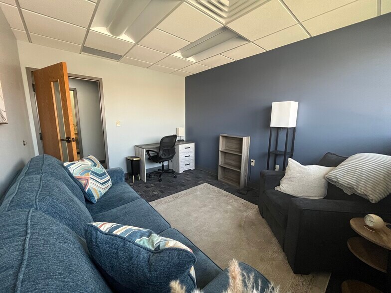 More Photos Of 99 November Dr, Camp Hill Medical For Lease