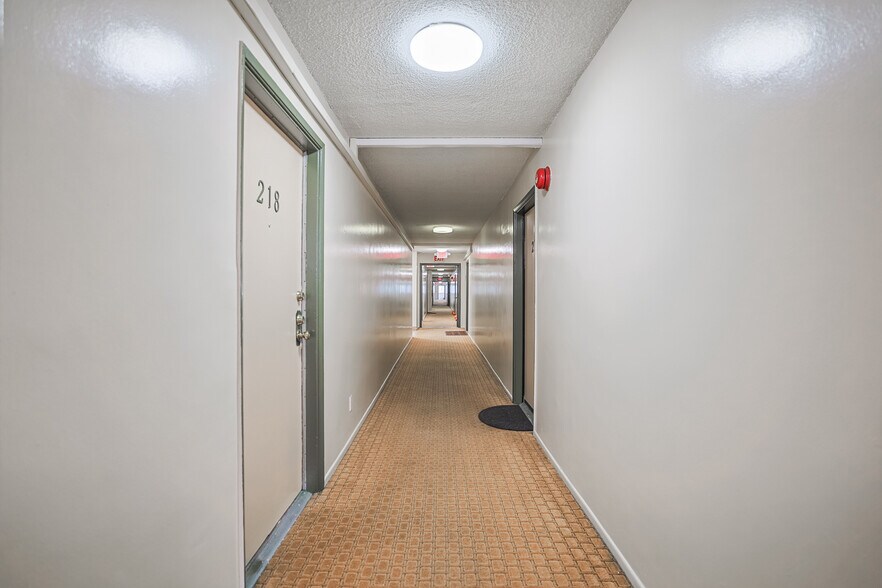 More Photos Of 6121 Woodman Ave, Van Nuys Apartments For Sale