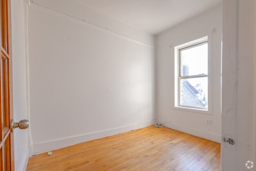 More Photos Of 174 W 137th St, New York Multifamily For Sale