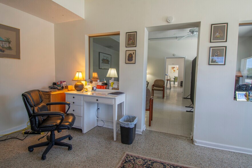 More Photos Of 2426 NE Letitia St, Jensen Beach Storefront Retail Residential For Sale